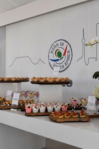 Sign-Out-CORPORATE-SIGNAGE-04