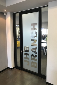 Sign-Out-FROSTED-WINDOWS-06